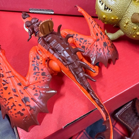 How to Train Your Dragon plus Green Orange Purple Dragon Action Figures Playset - Picture 15 of 16
